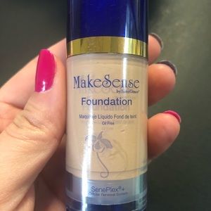 SeneGence MakeSense Original Foundation - Almond